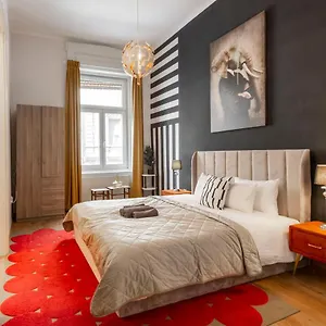 Deluxe Dohany Next To The New York Cafe Apartament Budapeszt